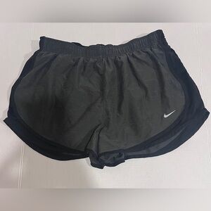 Nike Women`s Dry-Fit Tempo Running Shorts Size XL DB4487-083 Grey/Black, Lined